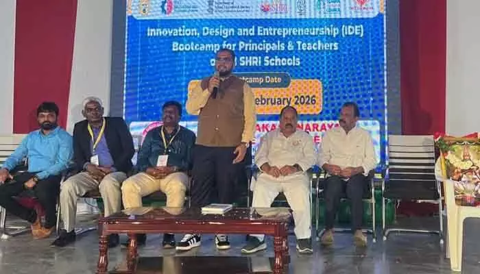 ఆవిష్కరణలు పాఠశాల నుంచే అవసరం ఆవిష్కరణలు పాఠశాల నుంచే అవసరం