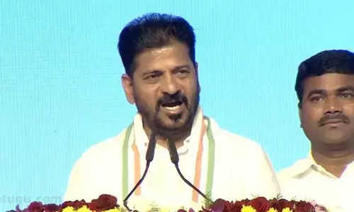 మున్సిపల్ ఎన్నికలు ముగిసేలోపు కేసీఆర్‌ను అరెస్ట్ చేసే దమ్ముందా?: బీజేపీకి CM రేవంత్ సవాల్