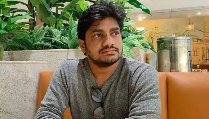 ప్రాణాలు తీస్తున్న పనిఒత్తిడి.. హైదరాబాద్లో యువ టెకీ ఆత్మహత్య ప్రాణాలు తీస్తున్న పనిఒత్తిడి.. హైదరాబాద్లో యువ టెకీ ఆత్మహత్య