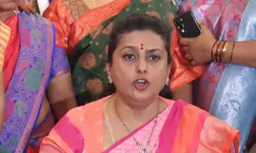 సిగ్గులేకుండా సమర్థించుకుంటున్నారు : టీడీపీ నేతలపై ఆర్కే రోజా ఫైర్