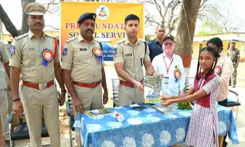 రేపటి సమాజాన్ని మార్చేది విద్యార్థులే : ఎస్పీ శరత్ చంద్ర పవార్