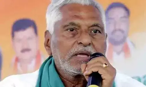 కన్నీరు పెట్టిన కాంగ్రెస్‌ సీనియర్‌ నేత జీవన్‌ రెడ్డి