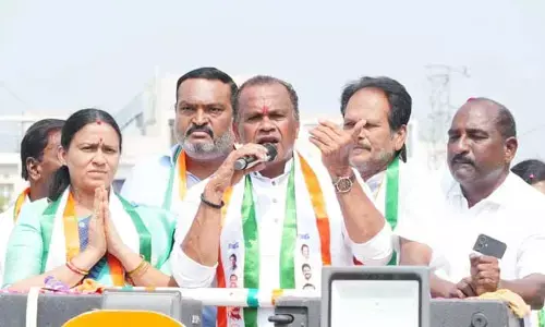 హైదరాబాద్‌తో సమానంగా నల్గొండను అభివృద్ధి చేస్తా: మంత్రి కోమటిరెడ్డి