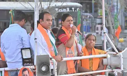 రేవంత్ రెడ్డి నోరు జాగ్రత్త.. ఎంపీ డీ.కే.అరుణ