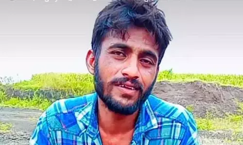 డ‌బ్బులు పోయాయ‌ని రైతు ఆత్మ‌హ‌త్య