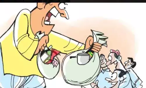 రామగుండంలో ఓట్ల పండుగ..ఖ‌రీదైన గిఫ్టుల‌తో టార్గెట్