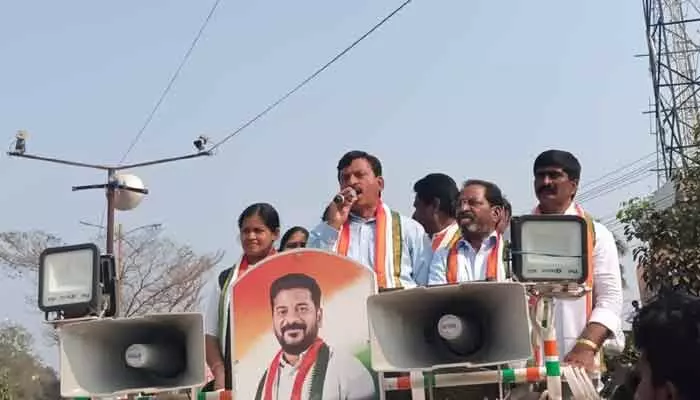 ప్రతిపక్షాలకు డిపాజిట్లు దక్కవు: మంత్రి పొంగులేటి ప్రతిపక్షాలకు డిపాజిట్లు దక్కవు: మంత్రి పొంగులేటి