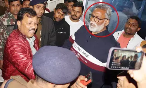 MP Arrest: దేశ రాజకీయాల్లో సెన్సేషన్... ఫోర్జరీ కేసులో ఎంపీ అరెస్ట్