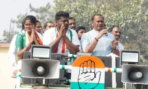 దత్తత తీసుకొని అభివృద్ధి చేస్తా.. ‘మున్సిపల్’ ప్రచారంలో మంత్రి కోమటిరెడ్డి కీలక ప్రకటన