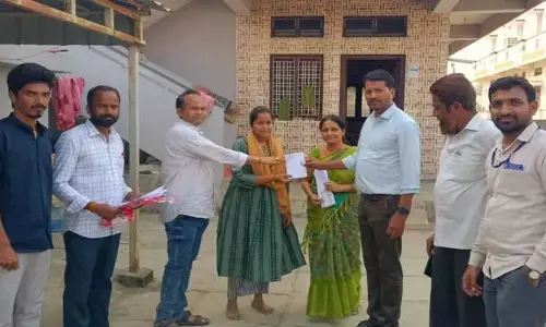 ఇంటింటి ఓట‌ర్ స్లిప్ లు పంపిణీ షురూ..!