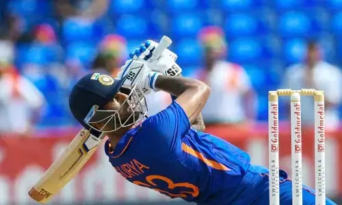 కెప్టెన్ సూర్యకుమార్ ఒంటరి పోరాటం.. భారత్ భారీ స్కోర్