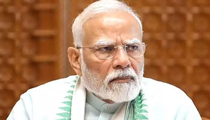 కూలీల కడుపు కొట్టేందుకే BJp దుస్సాహసం...! కూలీల కడుపు కొట్టేందుకే BJp దుస్సాహసం...!