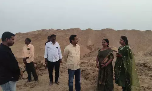 ఇసుక ర‌వాణా నిబంధ‌న‌ల‌కు విరుద్ధంగా వ్య‌వ‌హ‌రిస్తే చ‌ర్య‌లు
