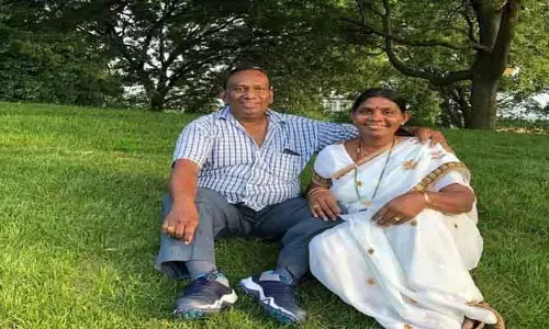 సాగర్ కాల్వలోకి దూసుకెళ్లిన కారు..భార్యా, భర్త గల్లంతు..!
