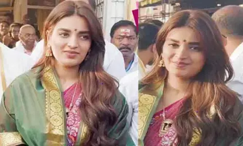 తిరుమల శ్రీవారి సేవలో హీరోయిన్ నిధి అగర్వాల్