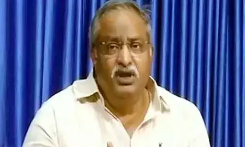 రాజకీయాల్లో నోరు పారేసుకోవడం మొదలు పెట్టిందే కేసీఆర్: ఏబీ వెంకటేశ్వరరావు