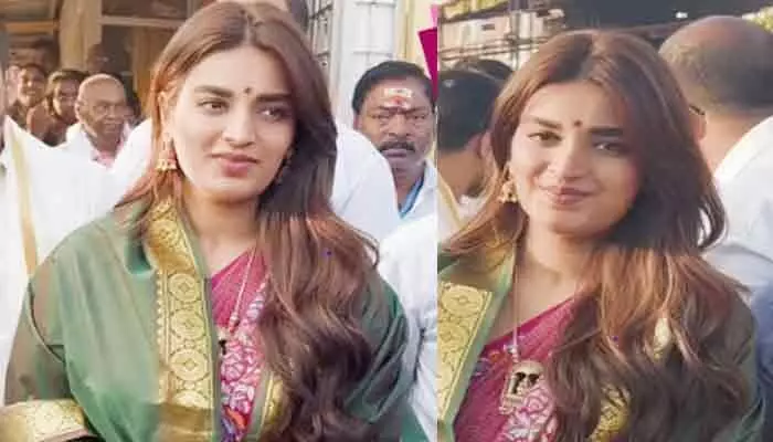 తిరుమల శ్రీవారి సేవలో హీరోయిన్ నిధి అగర్వాల్ తిరుమల శ్రీవారి సేవలో హీరోయిన్ నిధి అగర్వాల్