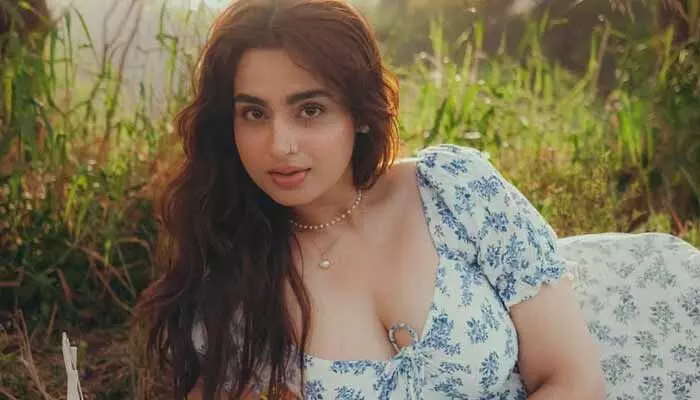 మహిళలను లైంగిక వస్తువులుగా చూపించడానికి ఒక యాప్నే తయారు చేశారు: ఆయేషా ఖాన్ మహిళలను లైంగిక వస్తువులుగా చూపించడానికి ఒక యాప్నే తయారు చేశారు: ఆయేషా ఖాన్