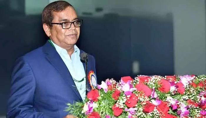 వ్యవసాయ కూలీల పిల్లలకు యూజీ కోర్సుల్లో 15 శాతం సీట్లు: వీసీ అల్దాస్ జానయ్య వ్యవసాయ కూలీల పిల్లలకు యూజీ కోర్సుల్లో 15 శాతం సీట్లు: వీసీ అల్దాస్ జానయ్య