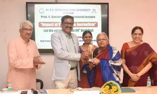 మహిళా జర్నలిస్టులకు బెదిరింపులు తప్పడం లేదు : ప్రొ.పద్మజా షా