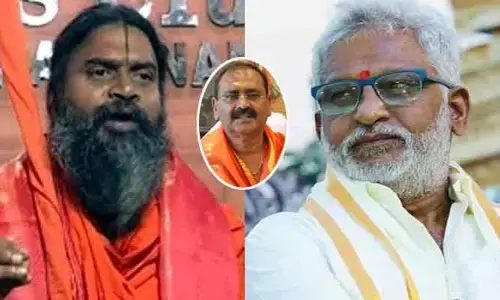 రెచ్చిపోయి మాట్లాడుతున్నారు: సాధు పరిషత్ తీవ్ర ఆగ్రహం