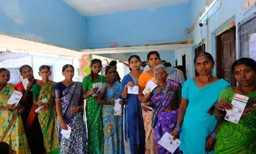 బ్యాలెట్ బాక్సుల్లో అభ్యర్థుల భవితవ్యం