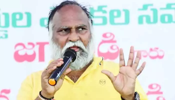 ఆ సంగతి మర్చిపోయిండ్రా.. BRS సోషల్ మీడియాకు జగ్గారెడ్డి వార్నింగ్ ఆ సంగతి మర్చిపోయిండ్రా.. BRS సోషల్ మీడియాకు జగ్గారెడ్డి వార్నింగ్