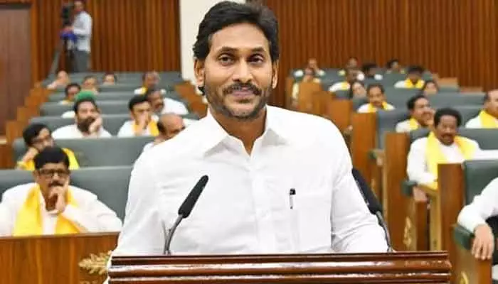 కుళాయి మరమ్మతులు కూడా చేయని జగన్..! కుళాయి మరమ్మతులు కూడా చేయని జగన్..!