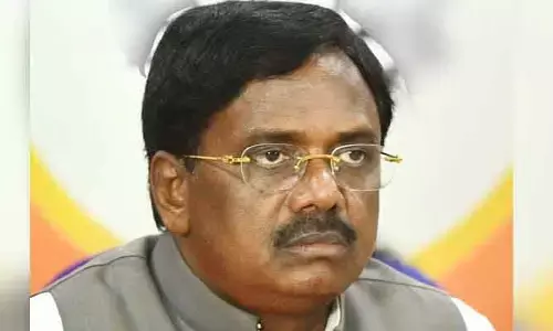 మంచిర్యాలలో ఊహించని పరిణామం.. మంత్రి వివేక్‌కు ఎదురుదెబ్బ