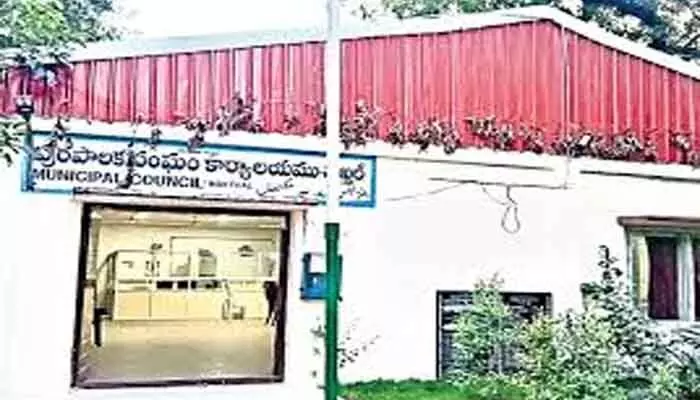 మక్తల్ మున్సిపాలిటీని కైవసం చేసుకున్న కాంగ్రెస్ మక్తల్ మున్సిపాలిటీని కైవసం చేసుకున్న కాంగ్రెస్
