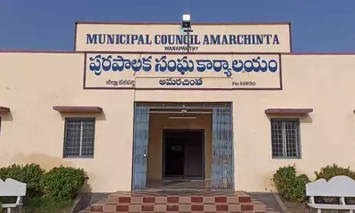 ప్రధాన పార్టీలకు అమరచింత