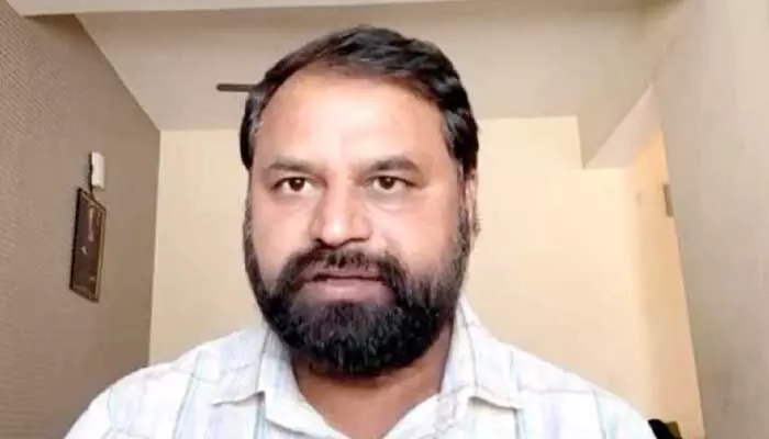 Addanki Dayakar: కేటీఆర్ను బయట తిరగనివ్వడమే ప్రభుత్వం చేస్తున్న తప్పు Addanki Dayakar: కేటీఆర్ను బయట తిరగనివ్వడమే ప్రభుత్వం చేస్తున్న తప్పు