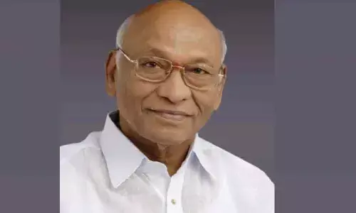 ఐలాపురం వెంకయ్య మృతి.. చంద్రబాబు, జగన్ విచారం