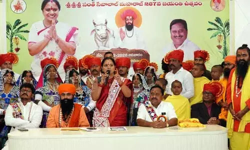 వెగటు రాజకీయాలతోనే బీఆర్ఎస్ అధికారం పోయింది.. కల్వకుంట్ల కవిత తీవ్ర విమర్శలు