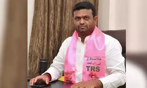 మాజీ ఎమ్మెల్యే పైలట్ రోహిత్ రెడ్డి ఇంటి వద్ద ఉద్రిక్తత