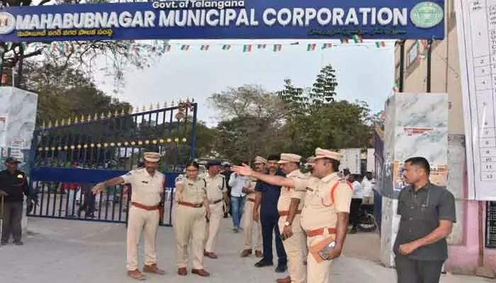 పట్టణంలో సోమవారం ట్రాఫిక్ ఆంక్షలు పట్టణంలో సోమవారం ట్రాఫిక్ ఆంక్షలు