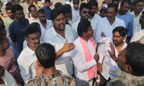 వైస్ చైర్మ‌న్ ఎన్నిక‌ వాయిదా.. వాగ్వాదం..!