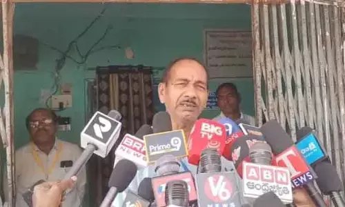 ఖానాపూర్ మున్సిపల్ చైర్మన్ ఎన్నిక వాయిదా