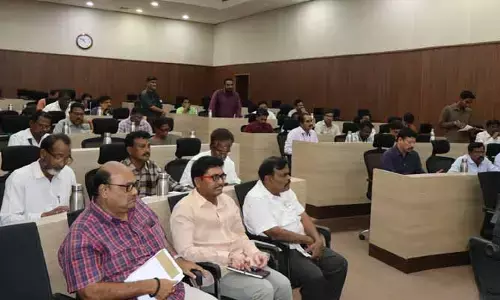 గడువులోగా పూర్తి చేయాలి.. వార్డు పనులపై గుంటూరు కమిషనర్ ఆదేశం