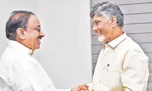 సీఎం చంద్రబాబుతో తెలంగాణ మంత్రి తుమ్మల భేటీ.. సరిహద్దు సమస్యలపై చర్చ