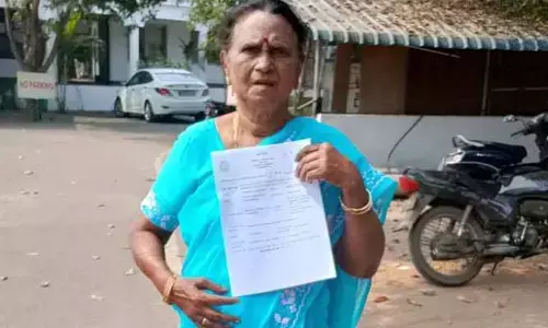 కుమార్తెకు ఇచ్చిన ఆస్తి తిరిగి ఇప్పించాల‌ని వృద్ధురాలు ఫిర్యాదు