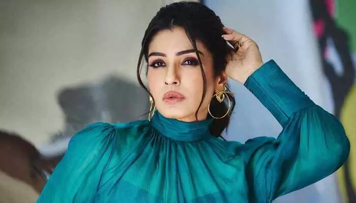 ‘ఆ నీచమైన ఆలోచన మాకు లేదు’.. పుకార్లకు చెక్ పెడుతూ రవీనా టాండన్ సెన్సేషనల్ కామెంట్స్ ‘ఆ నీచమైన ఆలోచన మాకు లేదు’.. పుకార్లకు చెక్ పెడుతూ రవీనా టాండన్ సెన్సేషనల్ కామెంట్స్