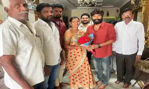 డిప్యూటీ మేయర్ కి  శుభాకాంక్షలు వెల్లువ