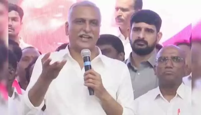 పదవుల కోసం కాంగ్రెస్, బీజేపీల అక్రమ పొత్తు.. మాజీ మంత్రి హరీశ్ రావు పదవుల కోసం కాంగ్రెస్, బీజేపీల అక్రమ పొత్తు.. మాజీ మంత్రి హరీశ్ రావు