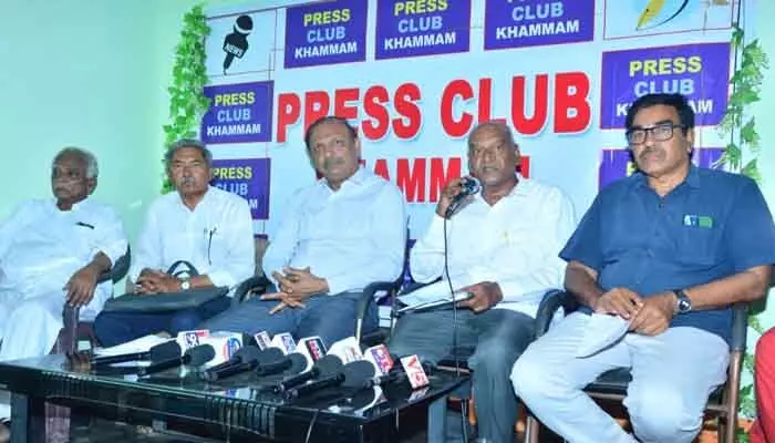 కోర్టు ఆదేశానుసారమే.. భూదాన భూముల్లో పేదల ఇళ్లు కోర్టు ఆదేశానుసారమే.. భూదాన భూముల్లో పేదల ఇళ్లు
