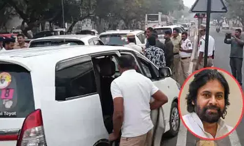 AP Deputy CM: ఏపీ డిప్యూటీ సీఎం పవన్ కళ్యాణ్ కాన్వాయ్ కి ప్రమాదం
