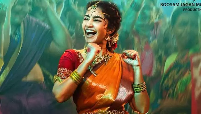 కీర్తి కళ్యాణంకు ముహూర్తం ఫిక్స్.. పెళ్లి కూతురి గెటప్లో అదిరిపోయిన అనుపమ కీర్తి కళ్యాణంకు ముహూర్తం ఫిక్స్.. పెళ్లి కూతురి గెటప్లో అదిరిపోయిన అనుపమ