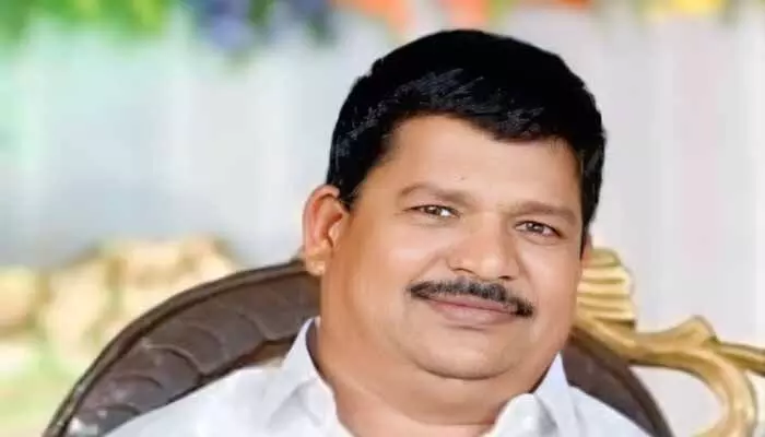 ఉప్పునుంతల డిప్యూటీ తహశీల్దార్ పర్షు నాయక్ మృతి ఉప్పునుంతల డిప్యూటీ తహశీల్దార్ పర్షు నాయక్ మృతి