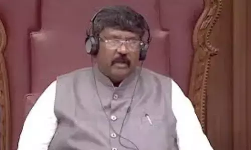 ఏపీ శాసనమండలి మళ్లీ వాయిదా