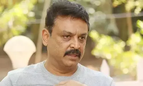 అర్ధరాత్రి మా అబ్బాయి నాకు మెసేజ్ పెట్టాడు.. అది చూసి నేను ఏడ్చాను.. నరేష్